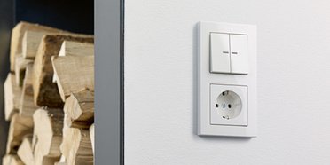 JUNG KNX Taster F 10 bei Elektro Graf in Neuburg