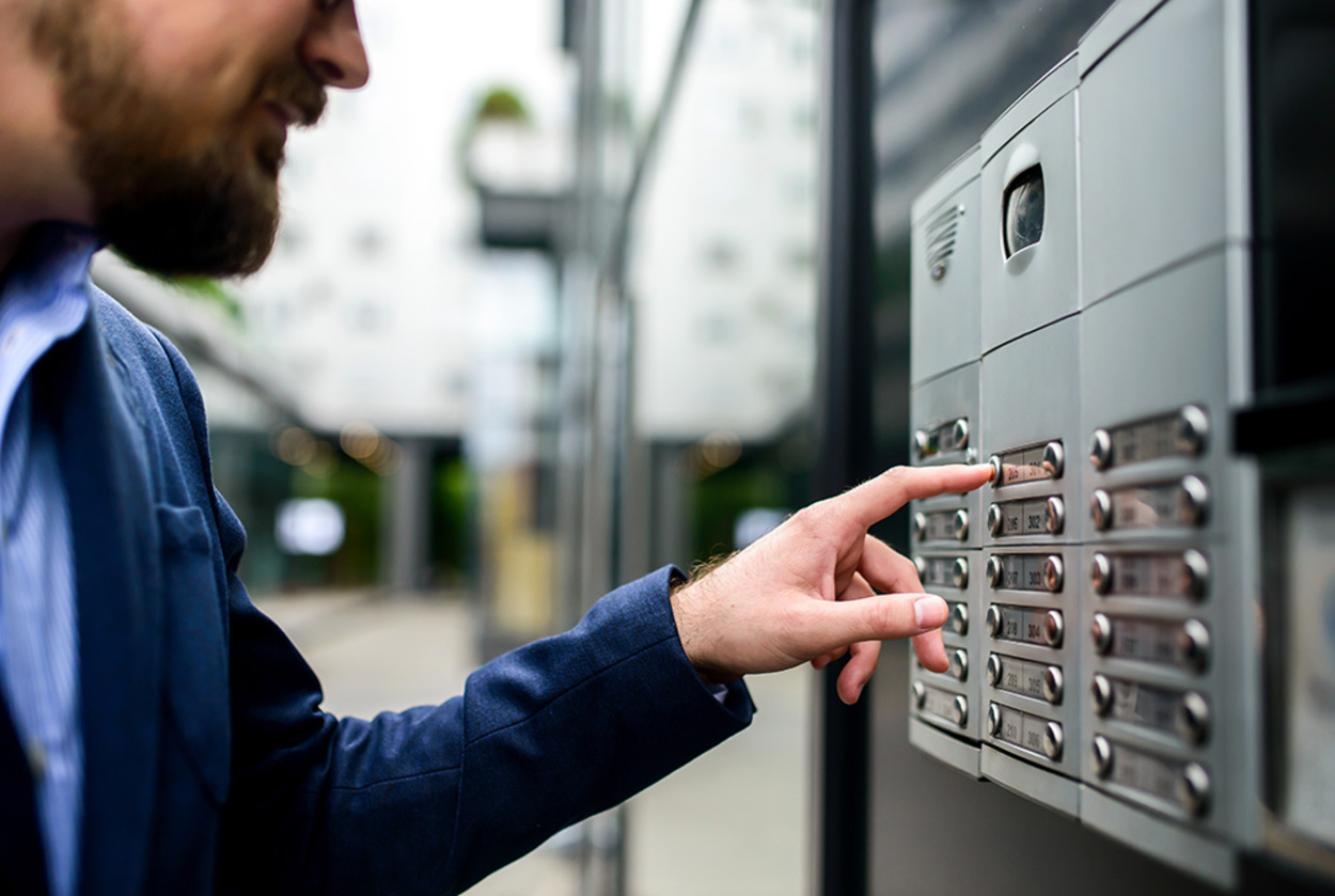 Sprech­anlagen bei Elektro Graf in Neuburg