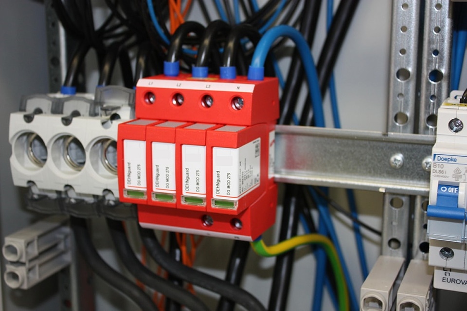U berspannungsschutz bei Elektro Graf in Neuburg